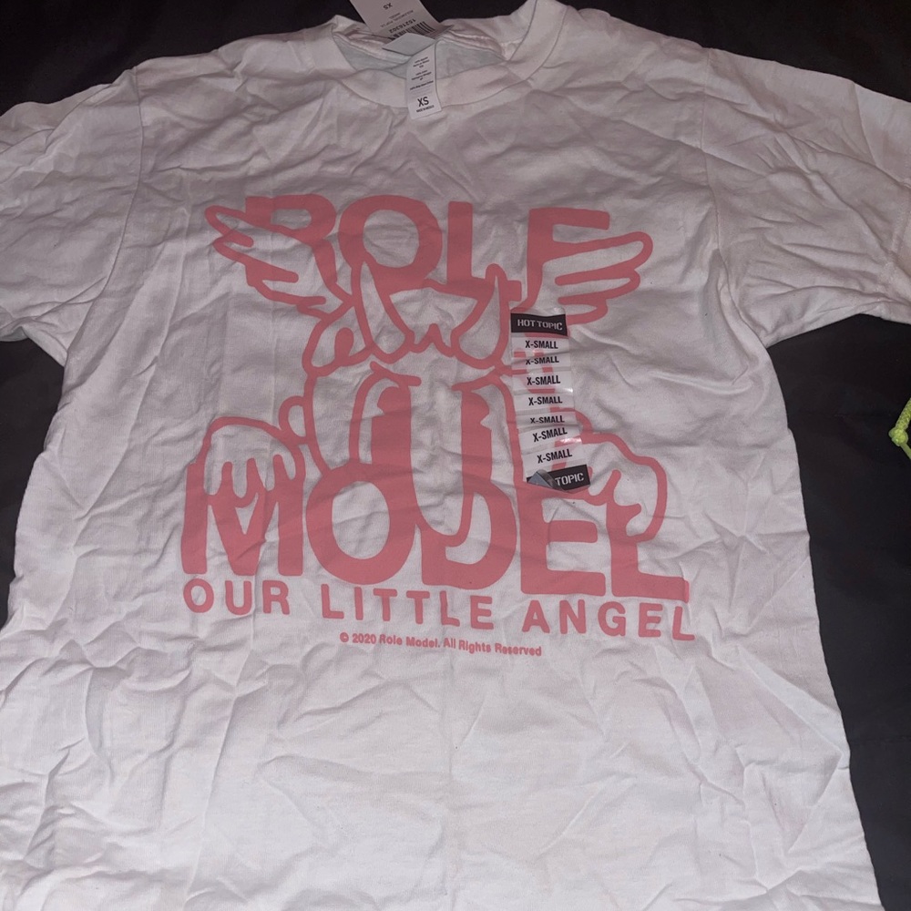 Hot Topic Graphic Tee